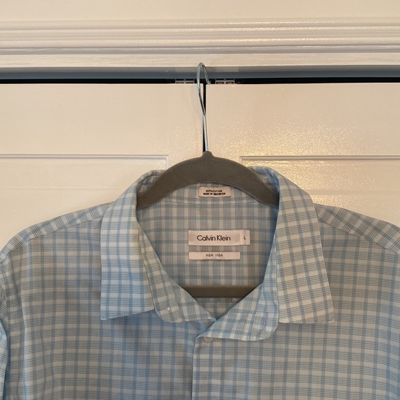 Calvin Klein Dress Shirt - Picture 2 of 2